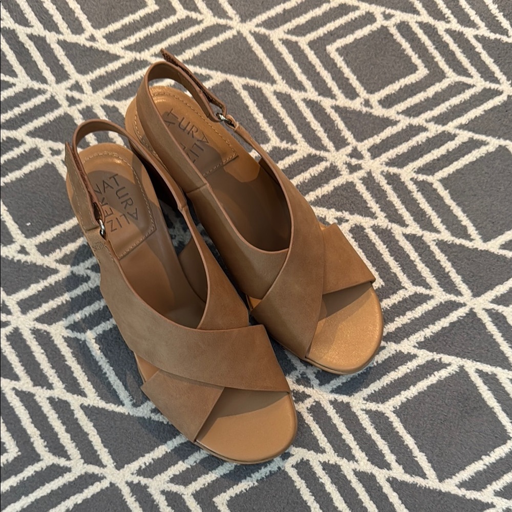 Naturalizer Tan Sandals with Slingback Design